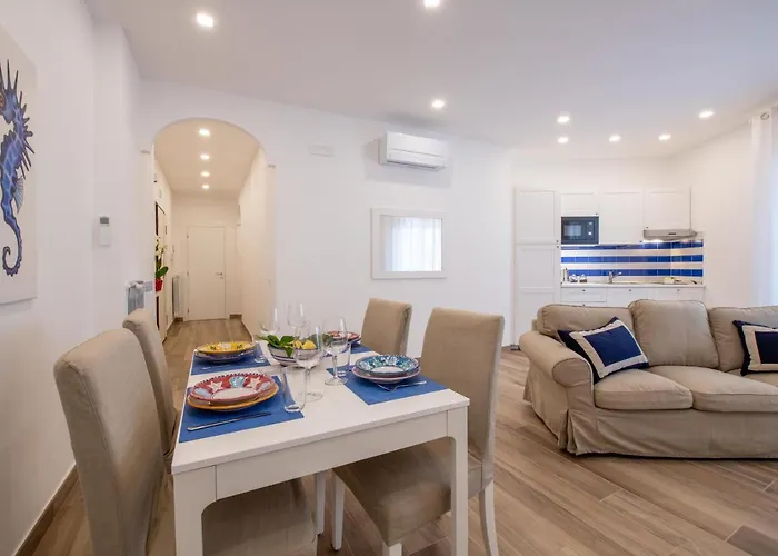 Апартаменты Solymar Due