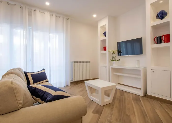 Solymar Due * Σορέντο